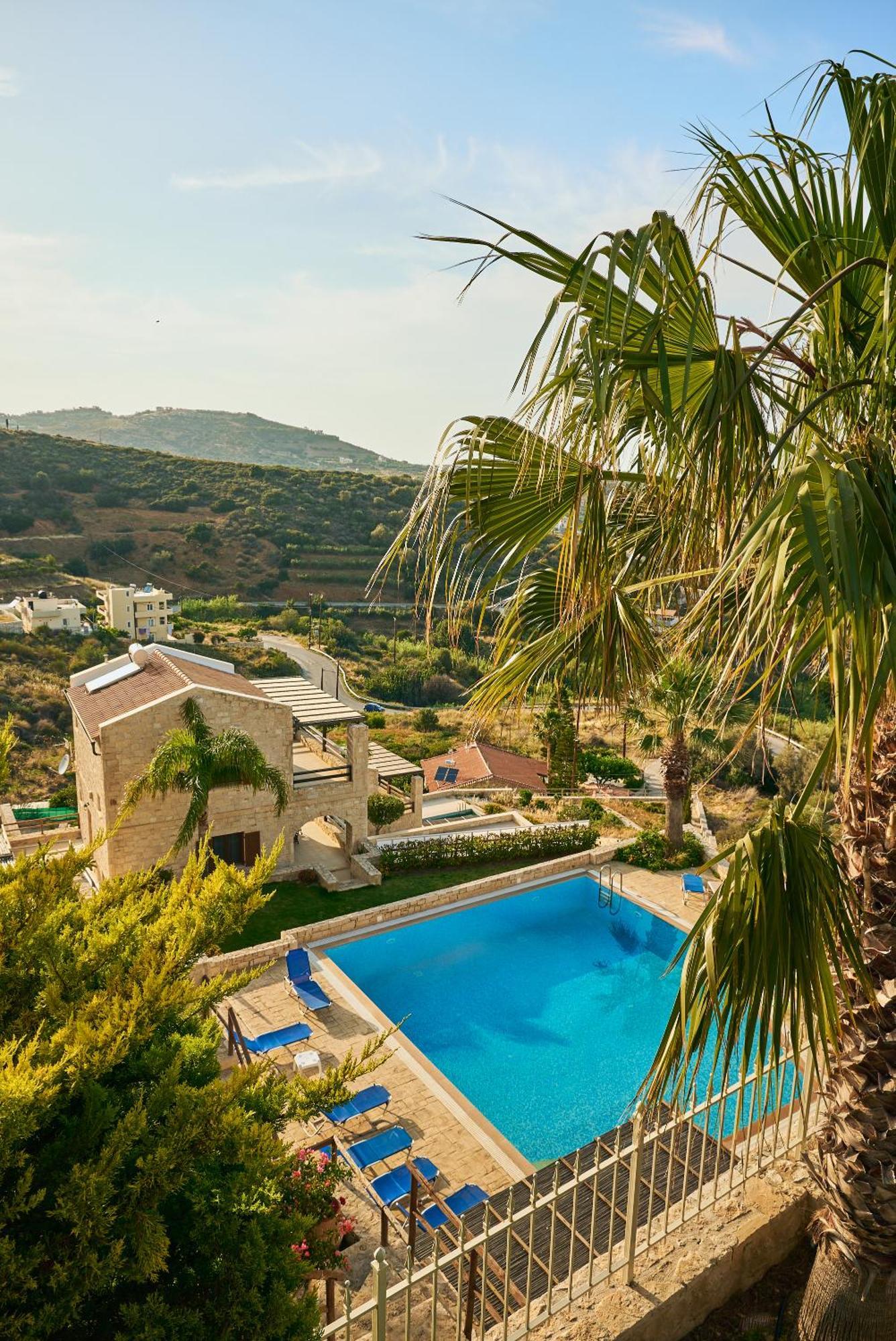 Villa Paradissi In Crete Agia Pelagia  Buitenkant foto