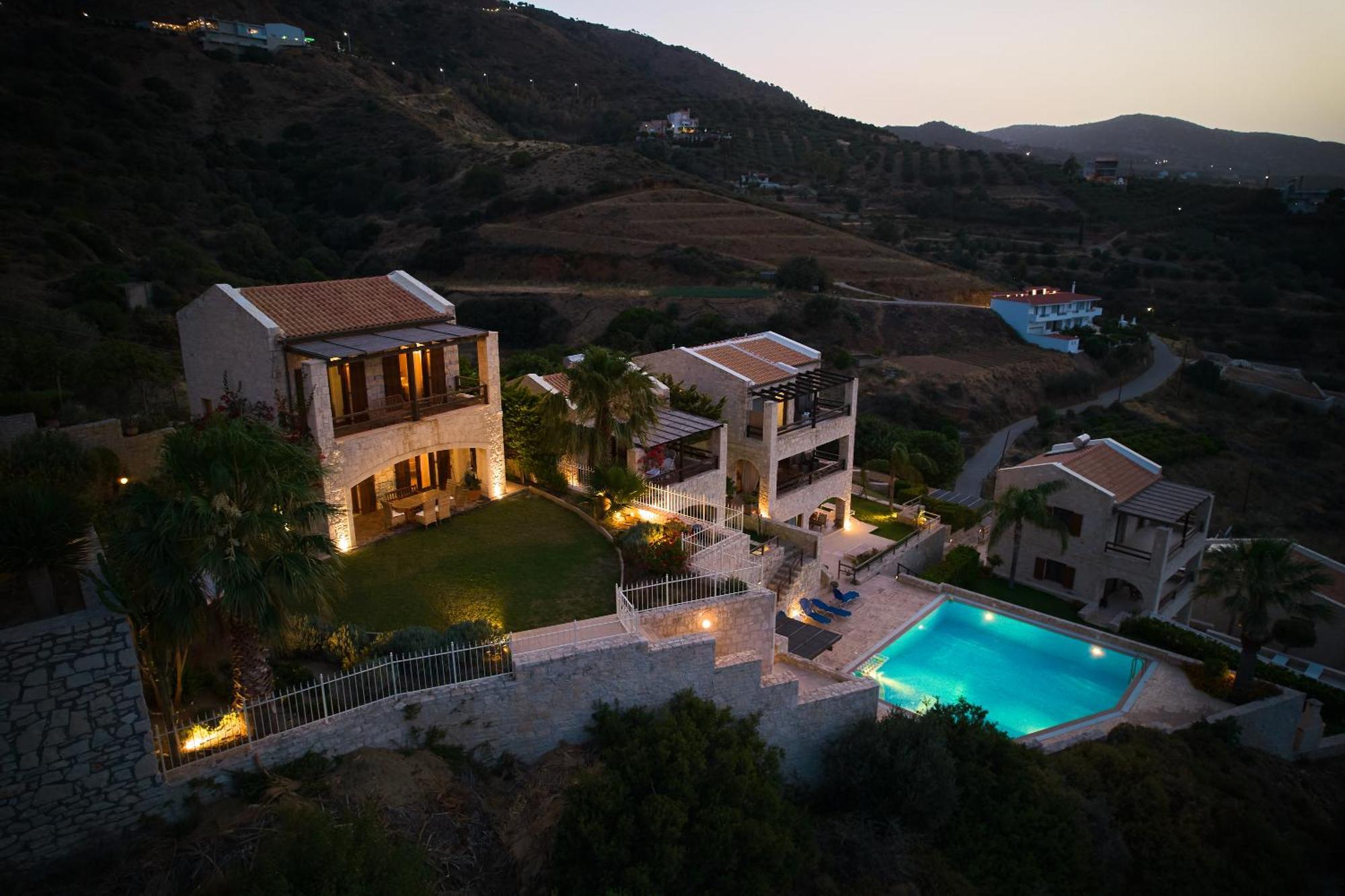 Villa Paradissi In Crete Agia Pelagia  Buitenkant foto